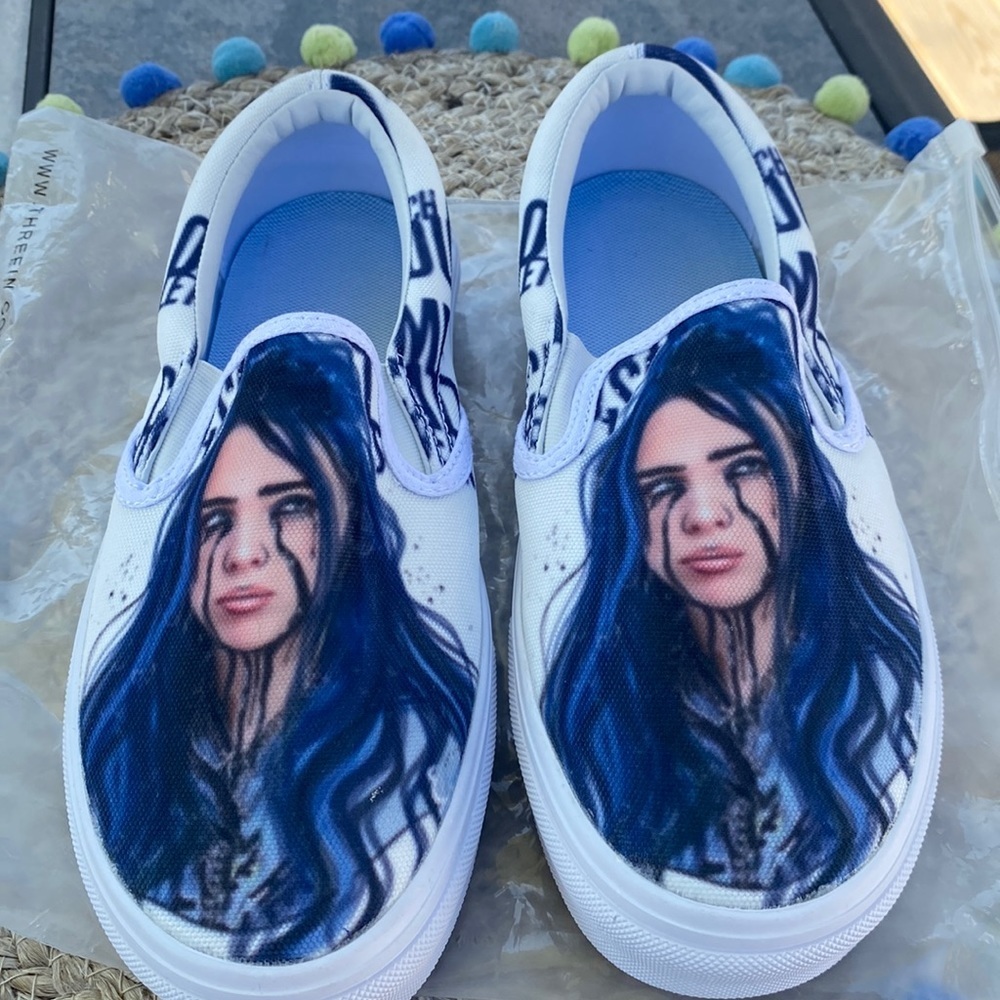 NEW🍍BILLY EILISH SNEAKERS🍍THREE IN ONE(BRAND)🍍SIZE 7🍍H-2